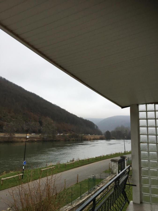 Villa La Rose Sur Meuse Haybes Exterior foto